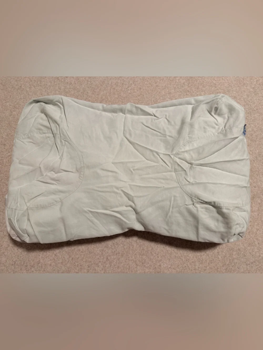 Sleep & Glow Omnia Anti-Wrinkle Pillow + 2 Pillowcases